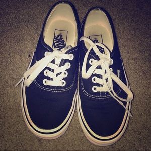 Vans size 4